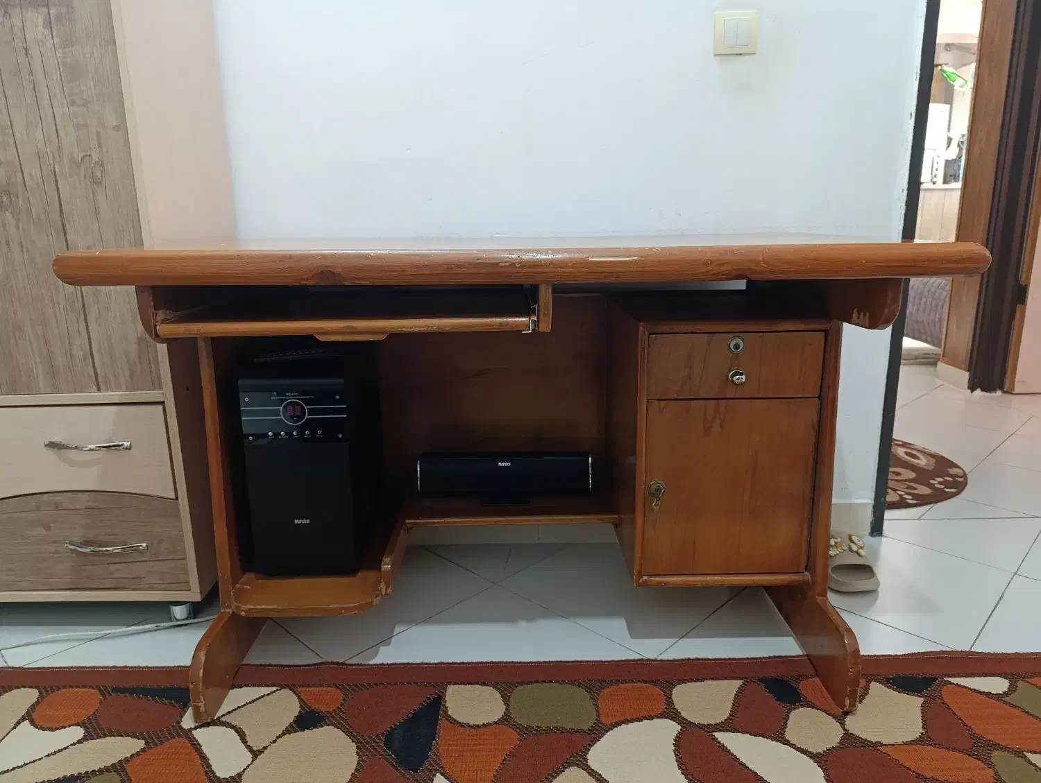 میز کامپیوتر|میز تحریر و کامپیوتر|گلبهار, شهر جدید گلبهار|دیوار