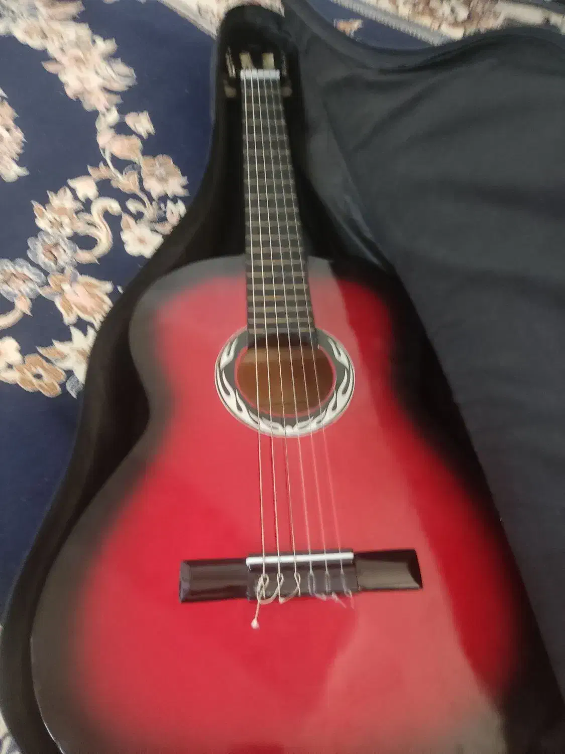 گیتار|گیتار، بیس، امپلیفایر|مشهد, کوشش|دیوار