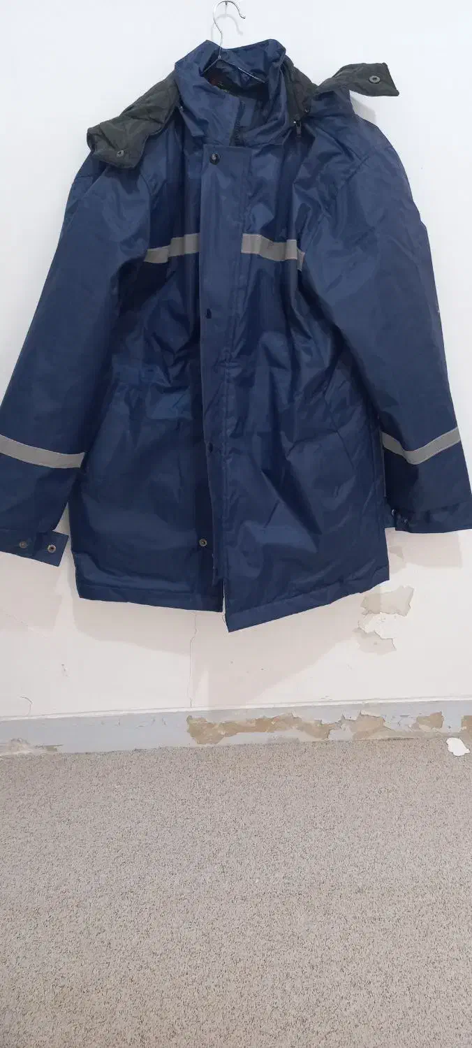 بارونی مردانه|لباس|جم, |دیوار