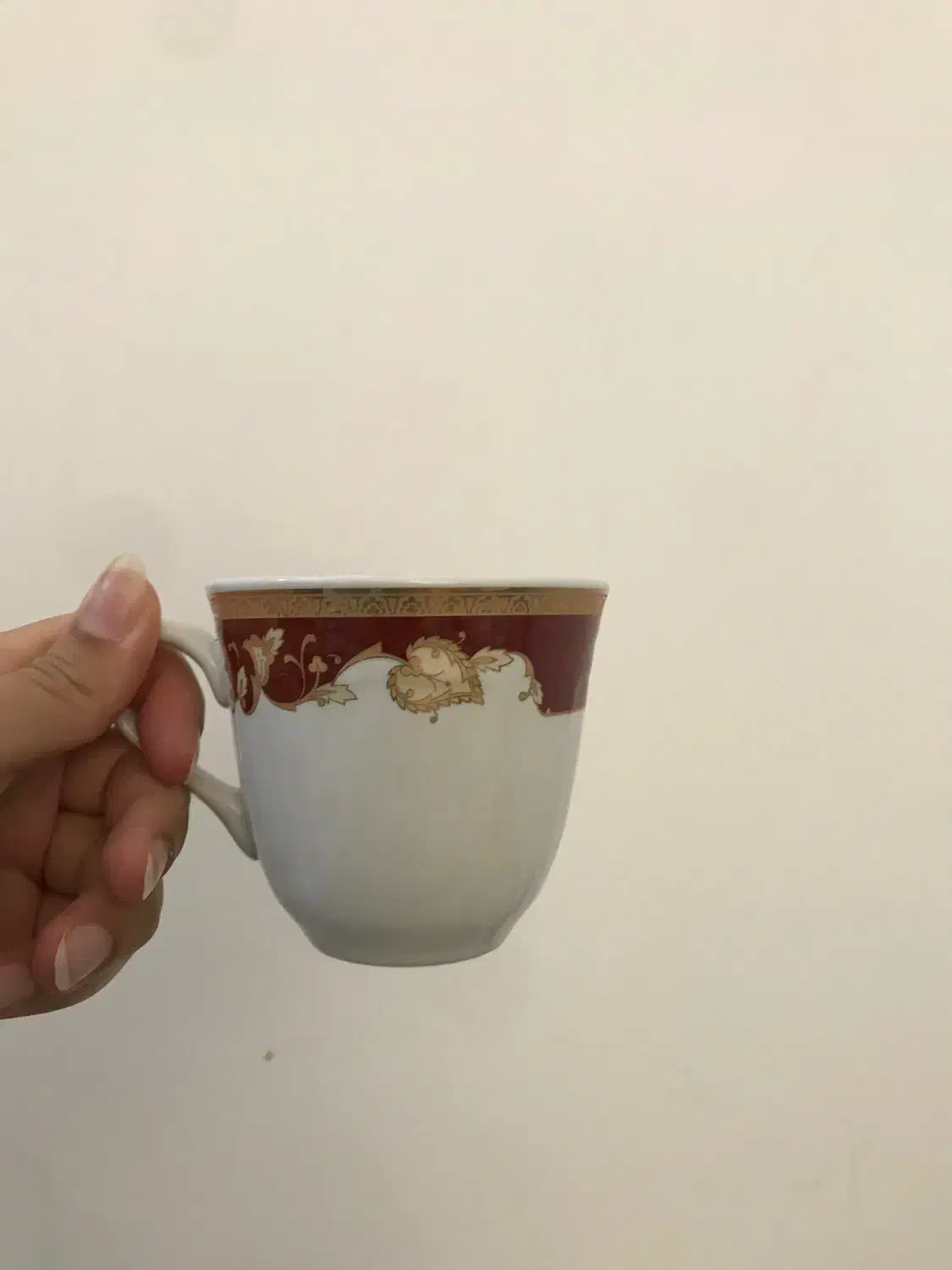 سرویس چینی کلاسیک|ظروف سرو و پذیرایی|قم, زنبیل آباد|دیوار