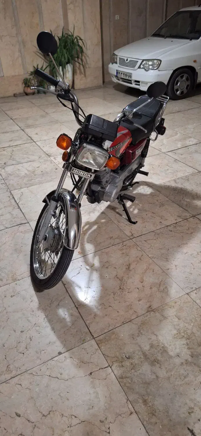 هوندا ۱۲۵|موتورسیکلت|تهران, بلورسازی|دیوار