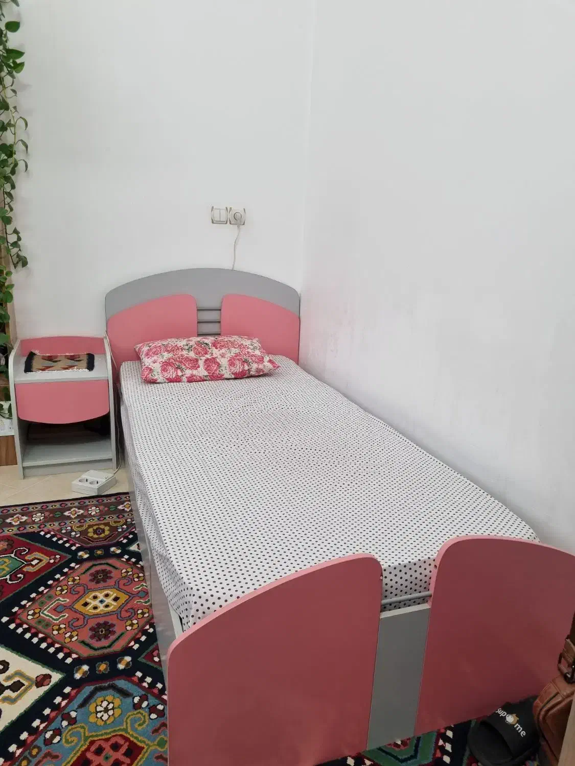 تخت نوجوان|تخت و سرویس خواب|اردکان, |دیوار