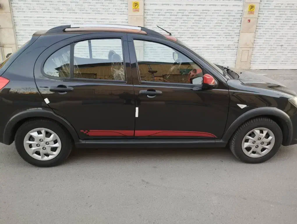 کوییک R مدل۱۴۰۲ مشکی قرمز استاندارد ۸۵ گانه|خودرو سواری و وانت|پاکدشت, پاکدشت (مامازند)|دیوار