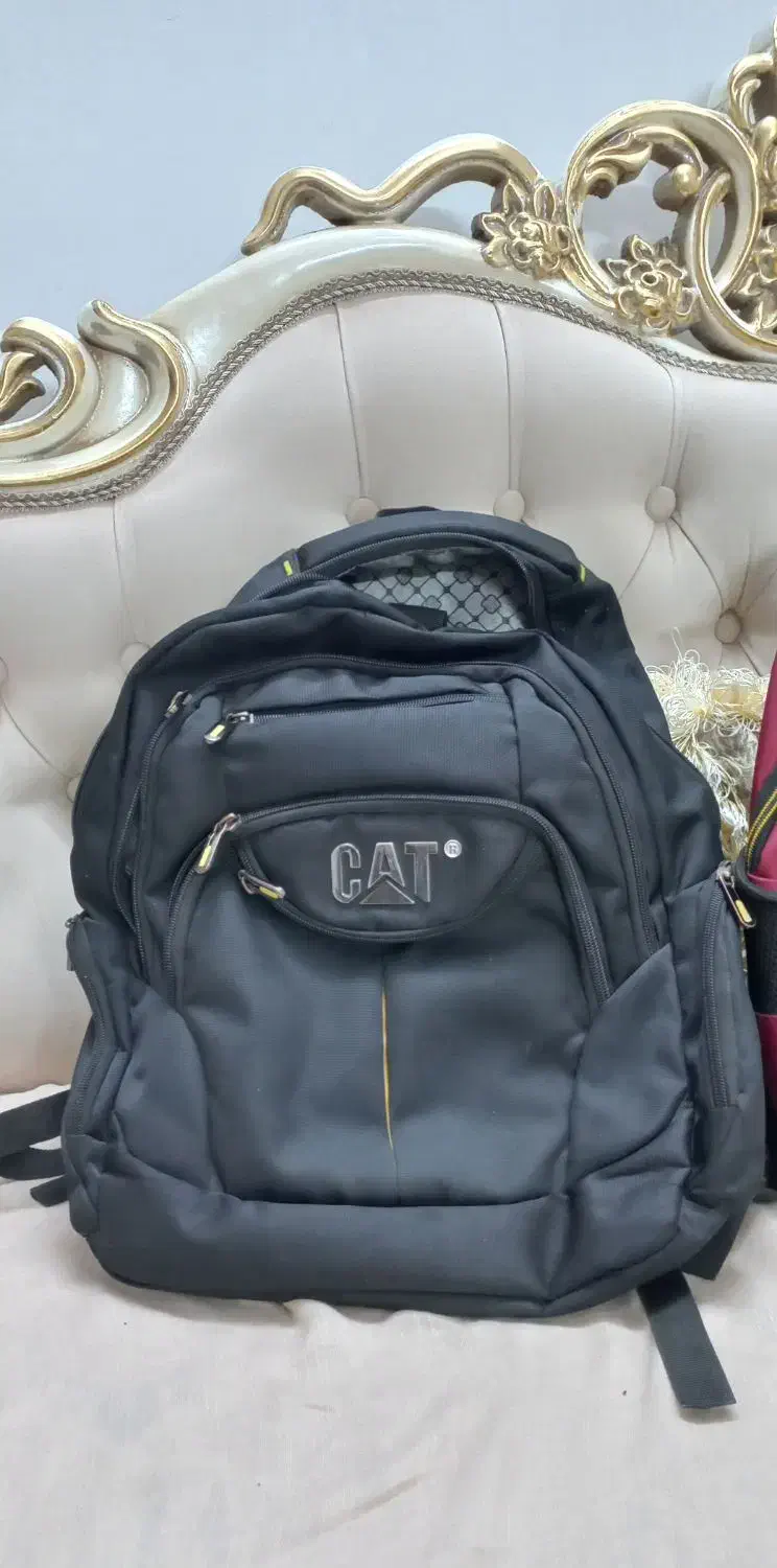 دوتا کوله پشتی در حد نو|کیف، کفش، کمربند|اسلامشهر, شهرک مفیدی|دیوار