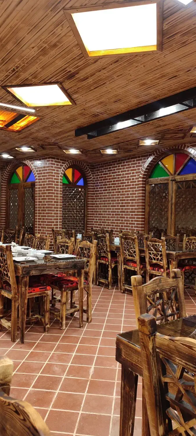 کمک آشپز|استخدام خدمات فروشگاه و رستوران|سیاهکل, |دیوار