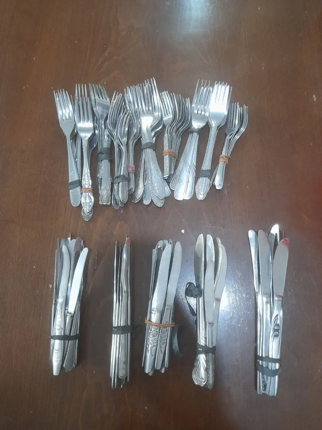 فروش چنگال و کاردهای بسیار محکم و قدیمی   کیلویی|کلکسیون اشیاء عتیقه|برازجان, |دیوار