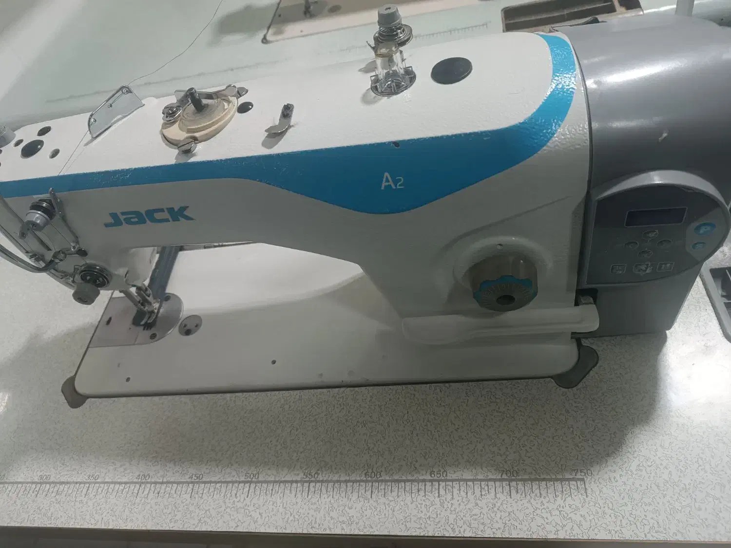 سلام دوستان ۴ عددa2|چرخ خیاطی و ریسندگی|مشهد, نیزه|دیوار