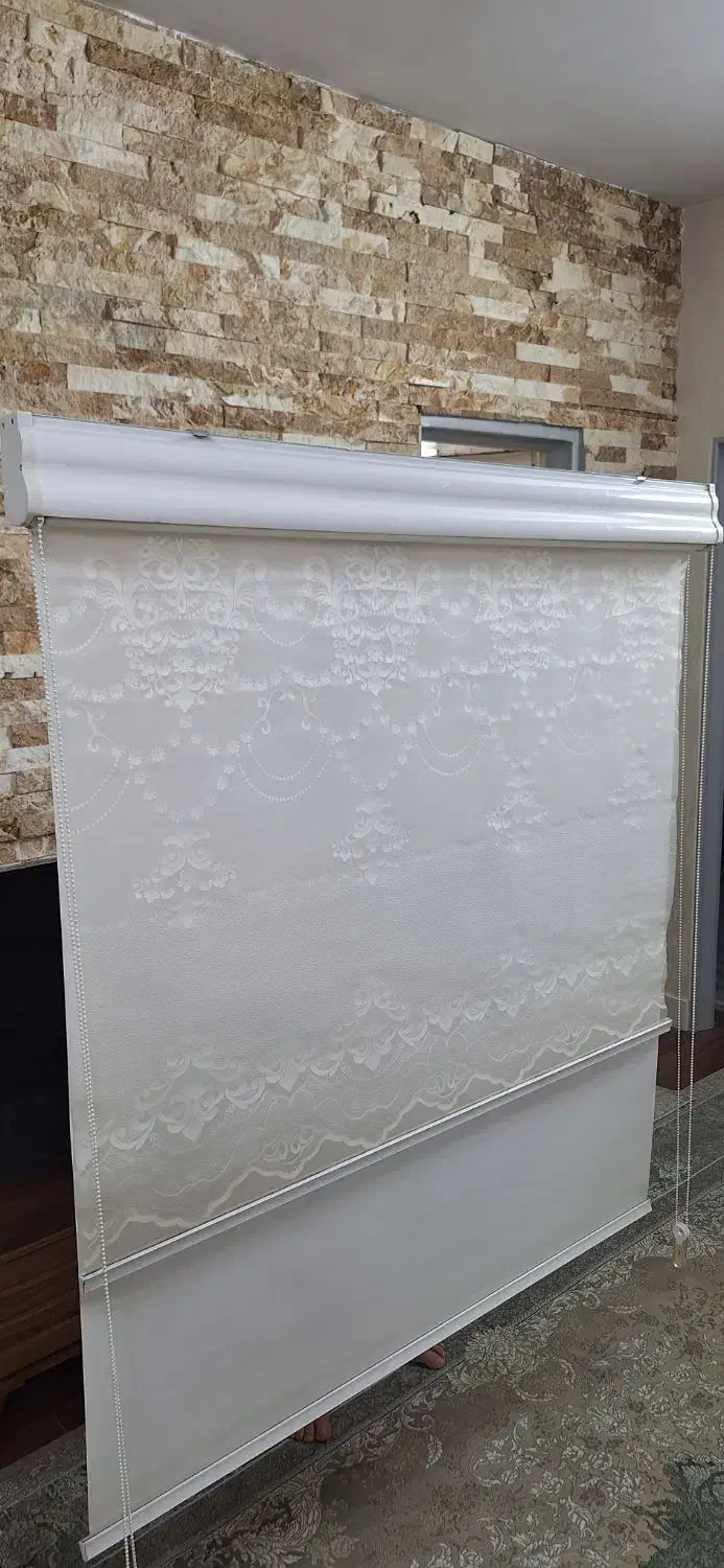 پرده زبرا دولایه شب و روز گلدار|پرده، رانر، رومیزی|تهران, هفده شهریور|دیوار