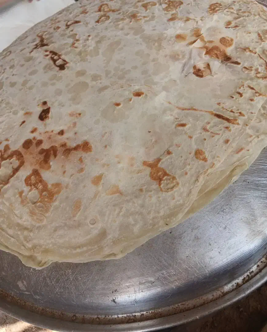 نان محلی وترشی مخلوط|خوردنی و آشامیدنی|داراب, |دیوار