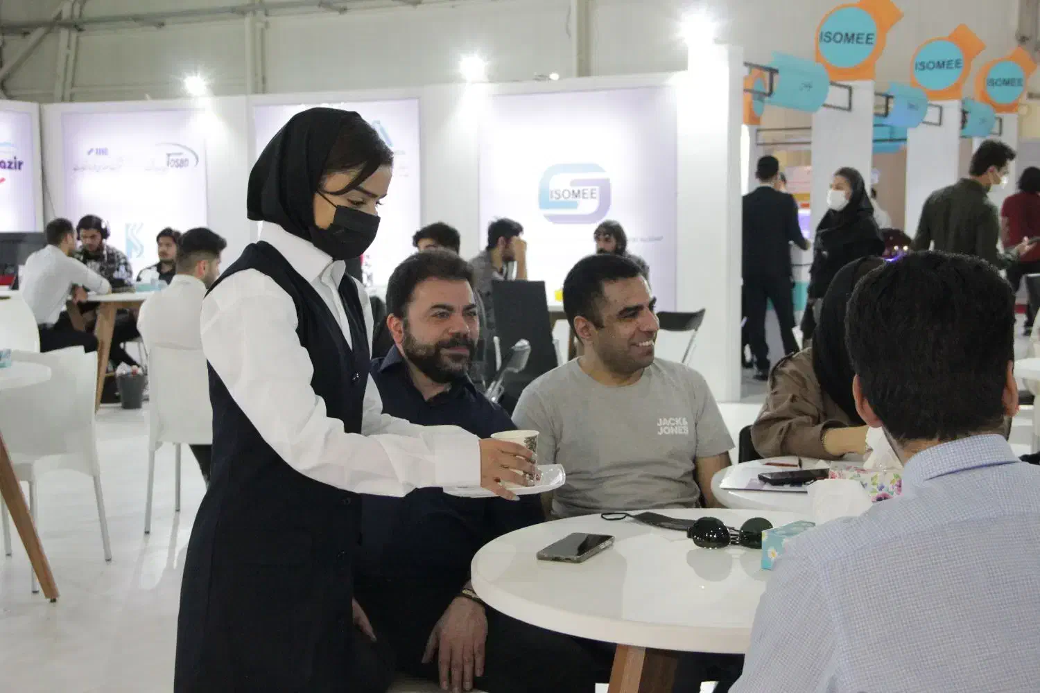 استخدام سالن کار ،کانتر کار ،ظرف شور آقا و خانم|استخدام خدمات فروشگاه و رستوران|تهران, فردوس|دیوار