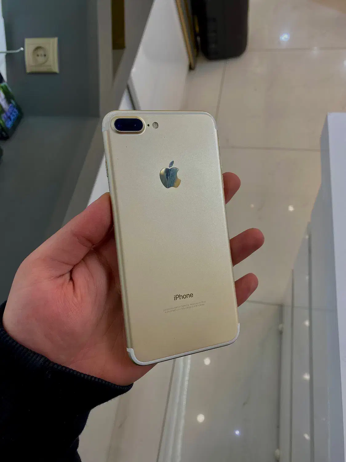 آیفون ۷ پلاس لاکاغذی باطری ۱۰۰ با ۱۰ روز مهلت تست|موبایل|اصفهان, جلفا|دیوار