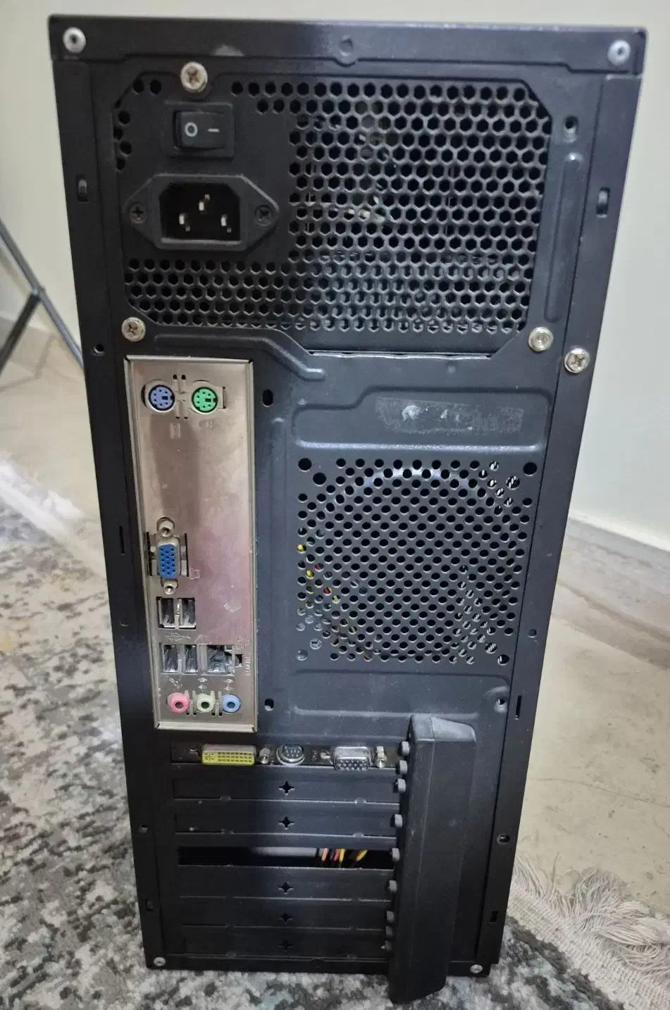 کیس|رایانه رومیزی|تهران, سبلان (لشگر)|دیوار