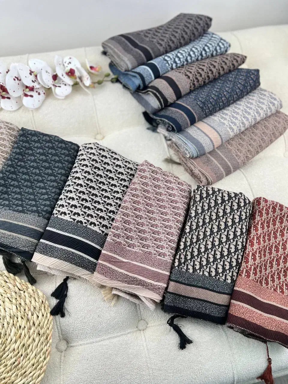 روسری برشکا پلیسه در 12 رنگ، انتخاب خاص مغازهدارا|لباس|محلات, |دیوار