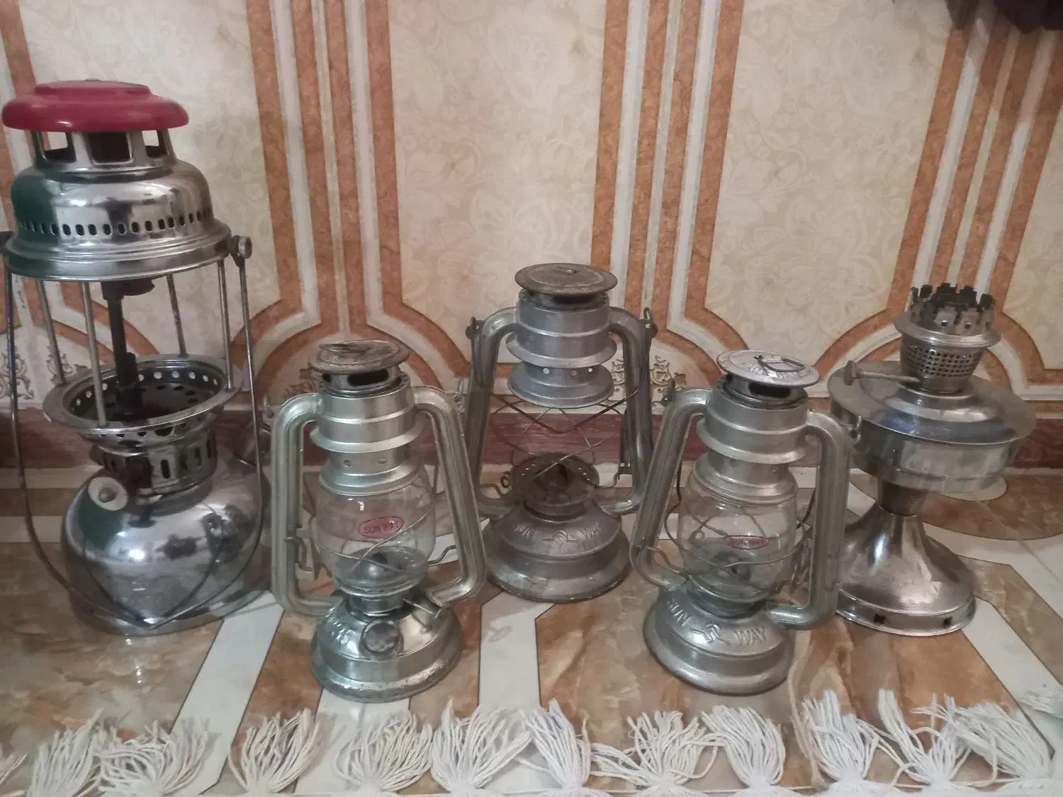 فانوس ،چراغ نفتی و وسایل قدیمی|کلکسیون اشیاء عتیقه|اسلام‌‌آباد غرب, |دیوار