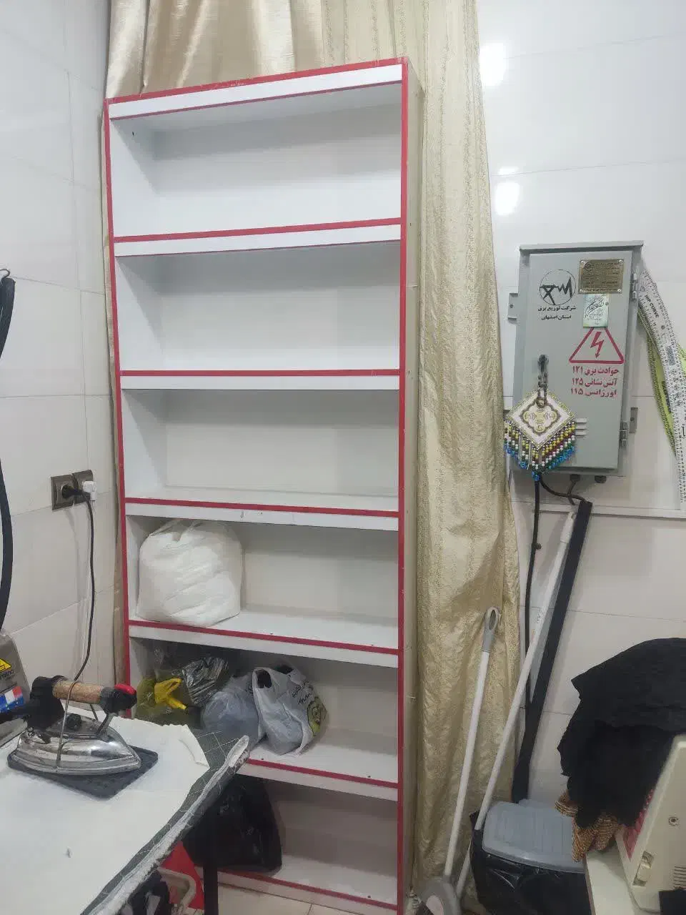 قفسه فروشگاه|کتابخانه، شلف، قفسه‌های دیواری|فولادشهر, B4|دیوار