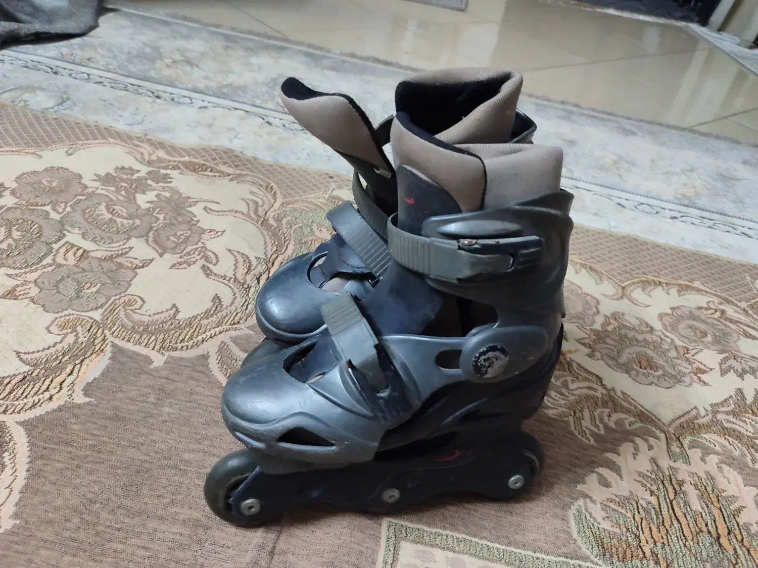 اسکیت چرخ دار|دوچرخه، اسکیت، اسکوتر|مشهد, مشکینی (شهرک غرب)|دیوار