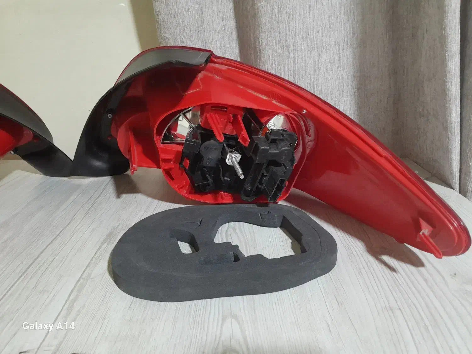 چراغ خطر عقب ۲۰۶ هاچبک|قطعات یدکی و لوازم جانبی|قرچک, مهدیه|دیوار