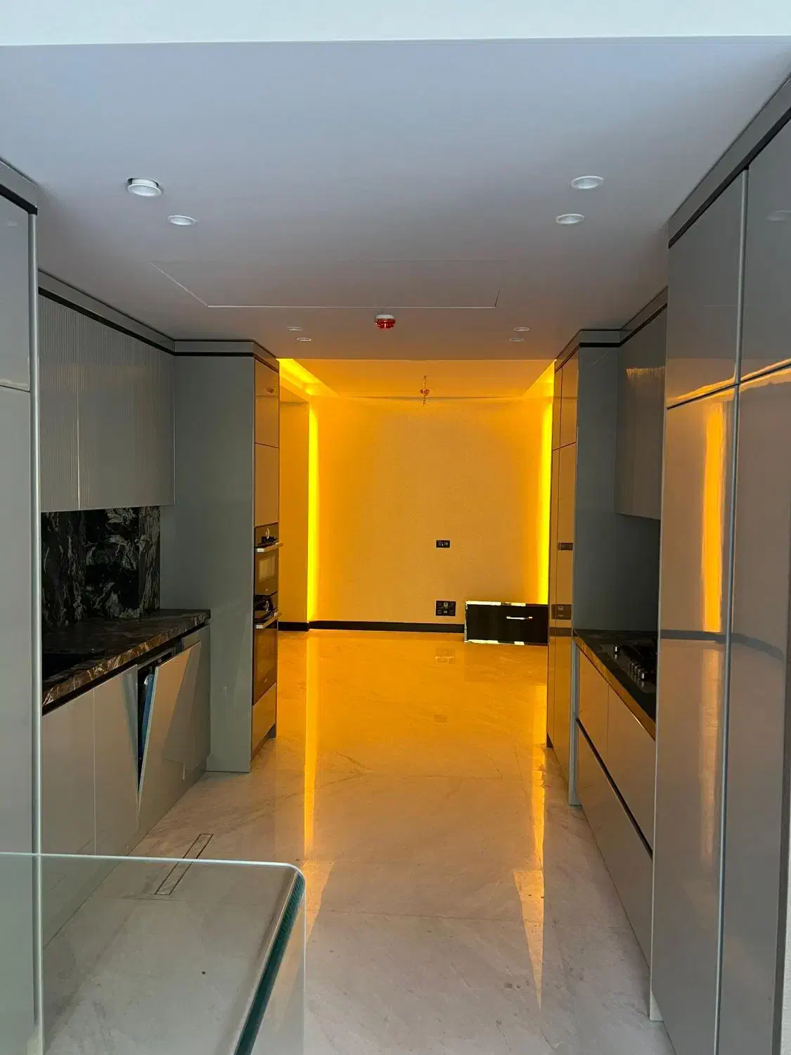 نیاوران ۲۲۰ متر نوساز مدرن تک بازدید