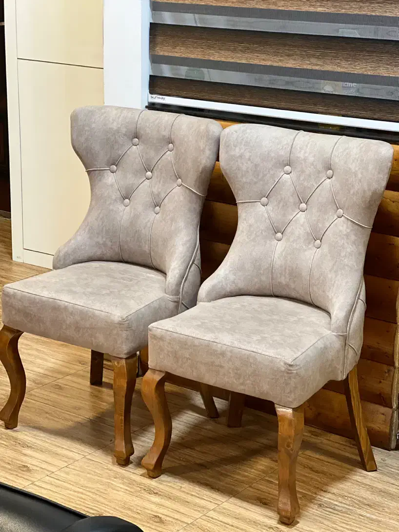 صندلی چستر|میز و صندلی غذاخوری|بندر انزلی, معلم|دیوار