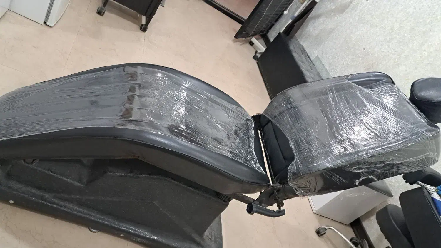 صندلی اصلاح طرح برقی|آرایشگاه و سالن‌های زیبایی|رضوانشهر, |دیوار