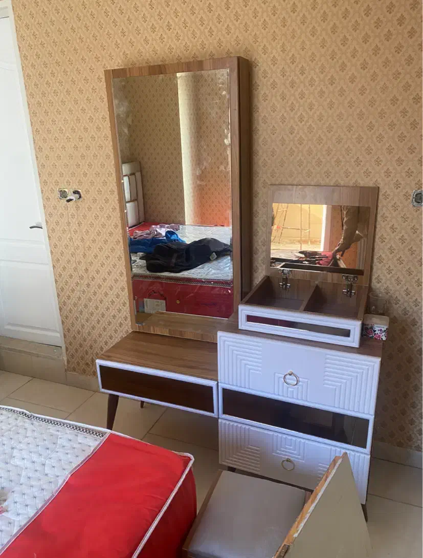 خانم پرستار|استخدام درمانی، زیبایی، بهداشتی|تهران, آبشار|دیوار