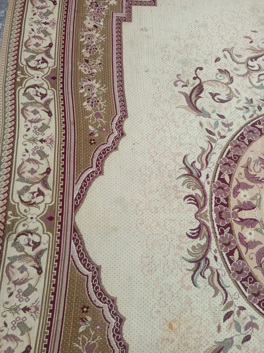 یک عدد رو فرشی|روفرشی|بندرعباس, |دیوار