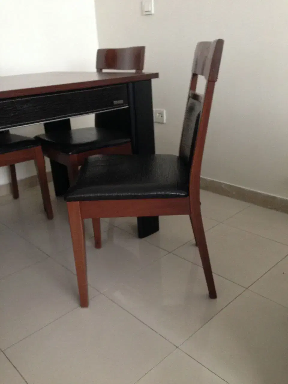 میز غذا خوری|میز و صندلی غذاخوری|لاهیجان, طالقانی|دیوار