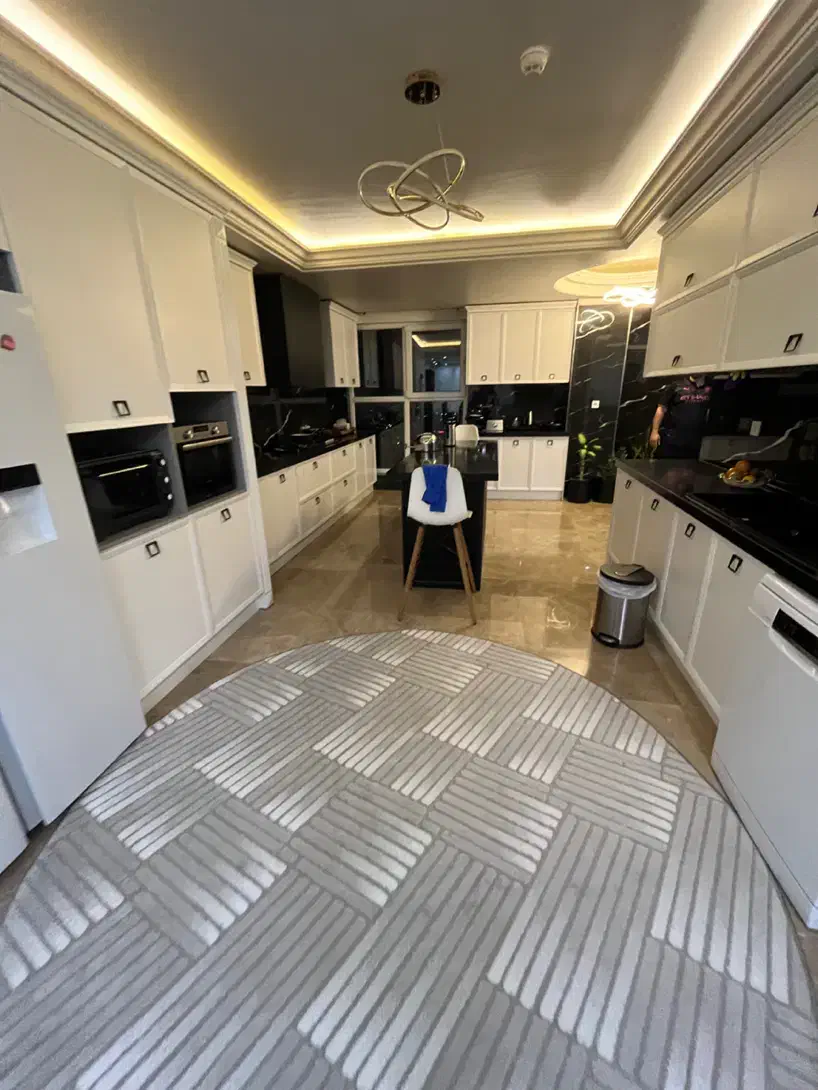 واحد ۱۶۰ متری/دوخواب/قیطریه/ویو مشجر