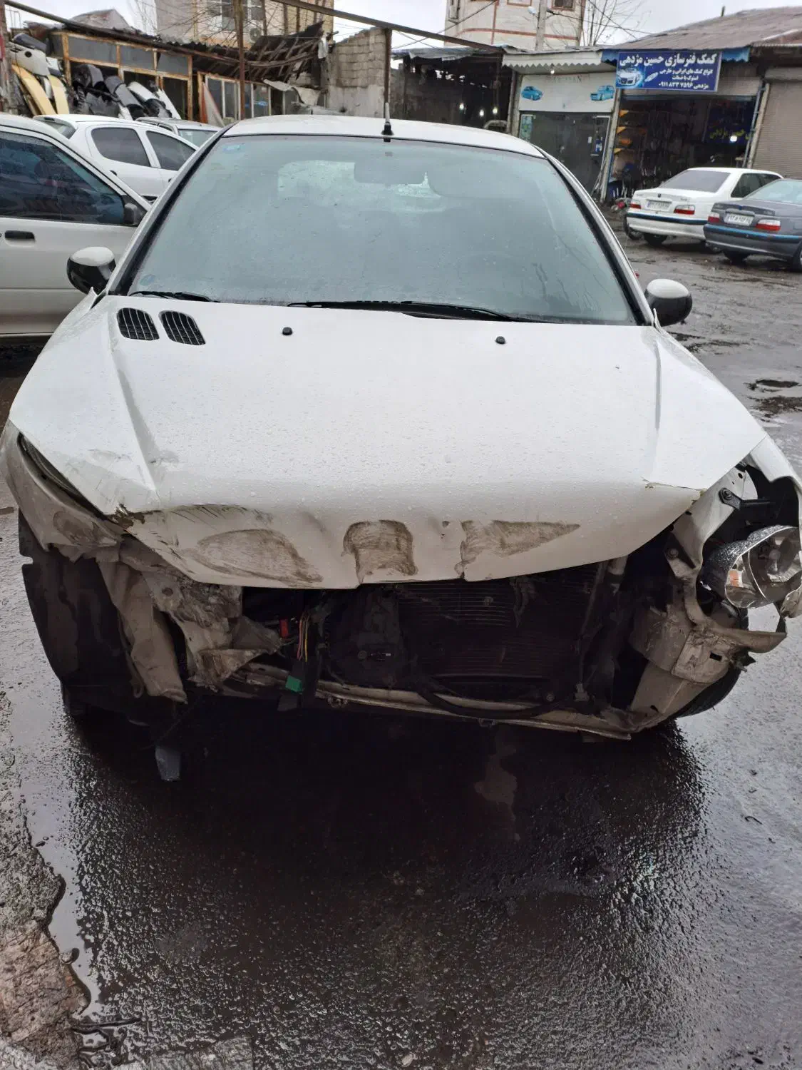 ۲۰۶ تصادفی مدل ۱۴۰۱|خودرو سواری و وانت|رشت, جانبازان|دیوار