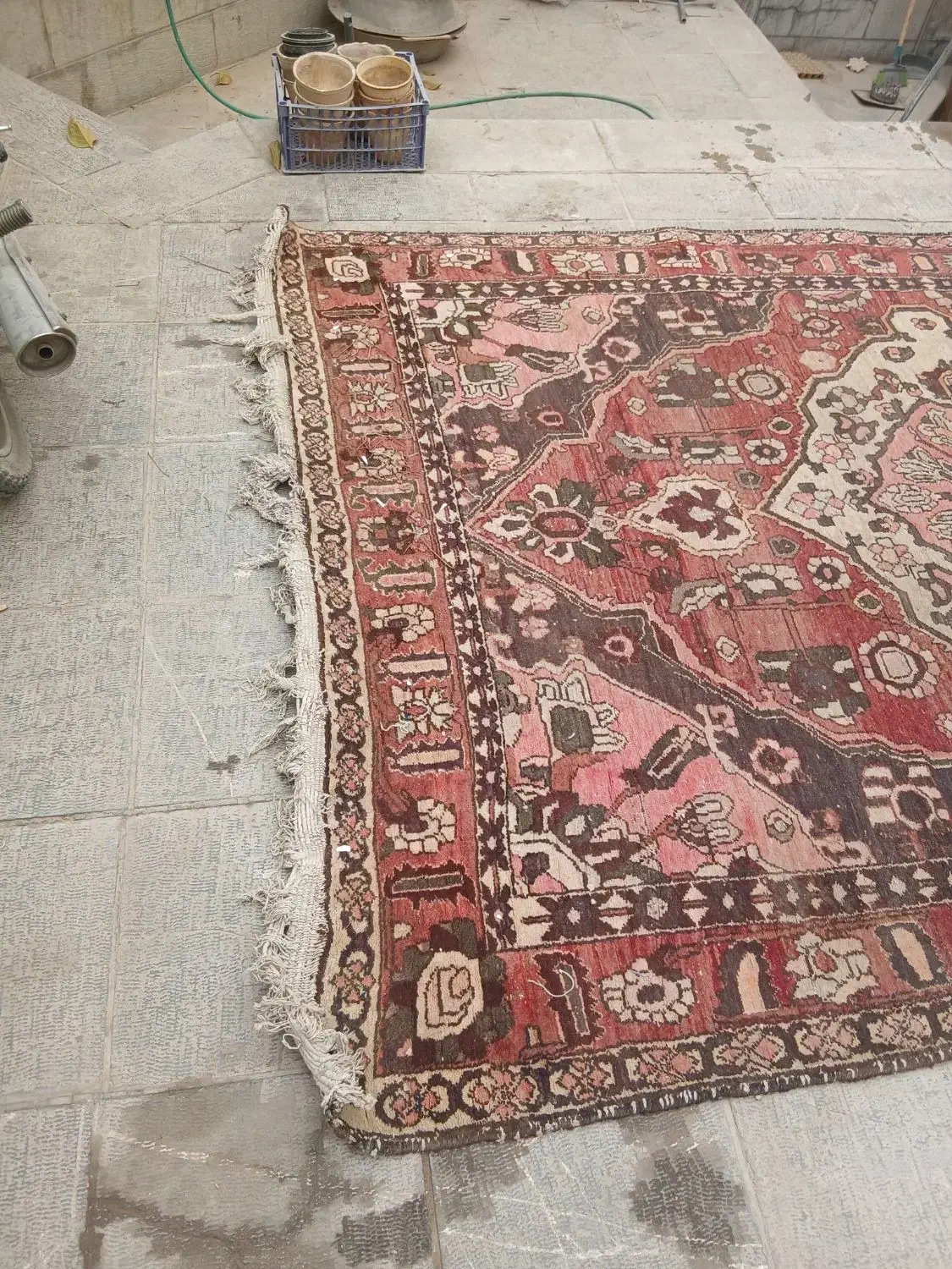 فرش دستباف|فرش|اصفهان, برازنده|دیوار