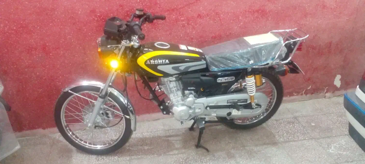 یکدستگاه موتور ۱۵۰ شرکت بهمن صفر|موتورسیکلت|بروجرد, |دیوار