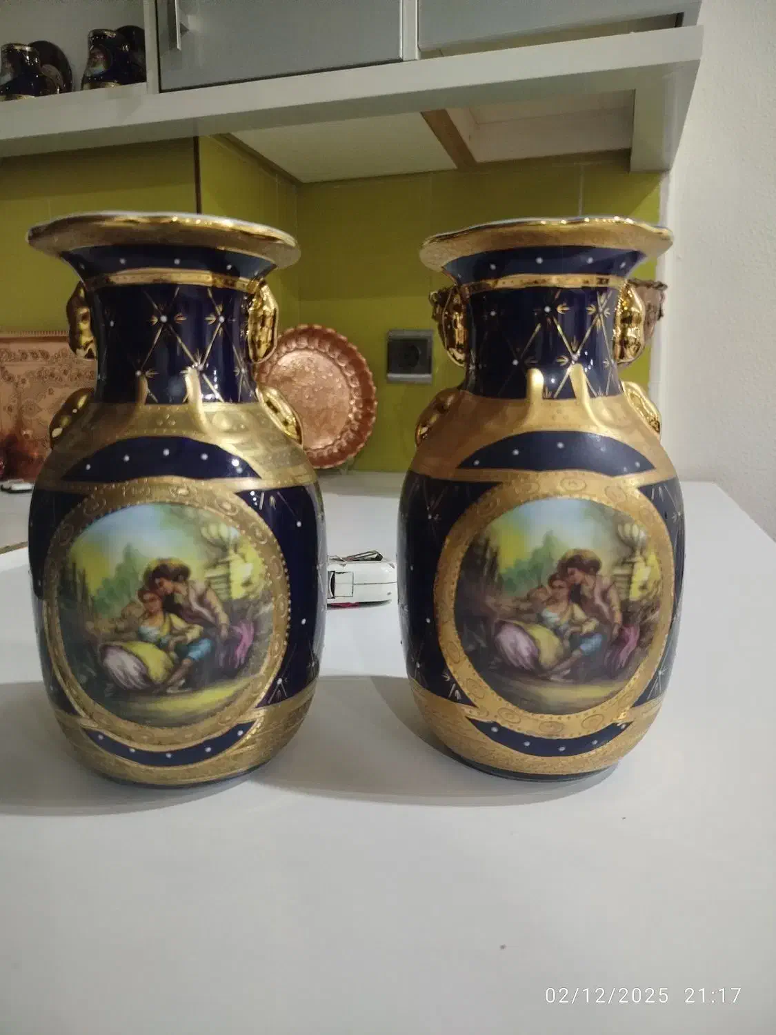 گلدان|کلکسیون اشیاء عتیقه|شاهین‌شهر, عطار|دیوار