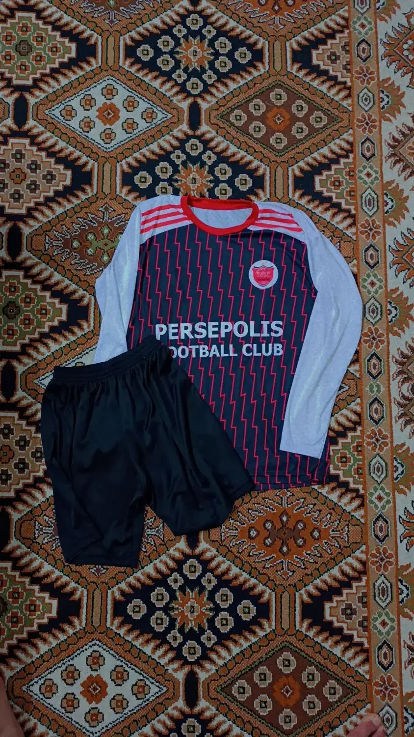 کیت ورزشی پرسپولیس|لباس|مشهد, حسابی جنوبی (شهرک غرب)|دیوار