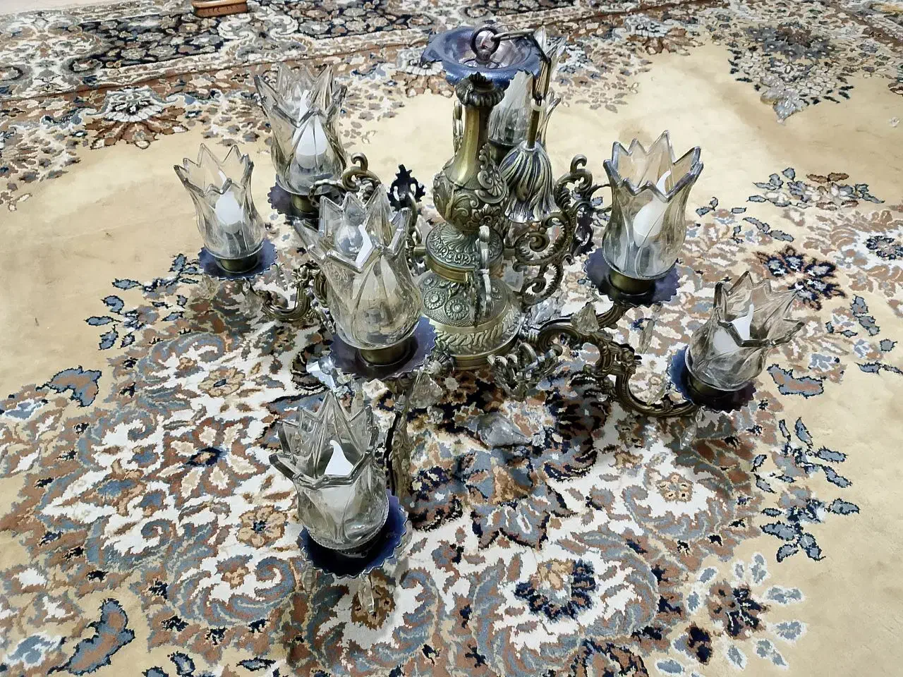 لوستر|لوستر و چراغ آویز|نیشابور, فردوس شمالی|دیوار