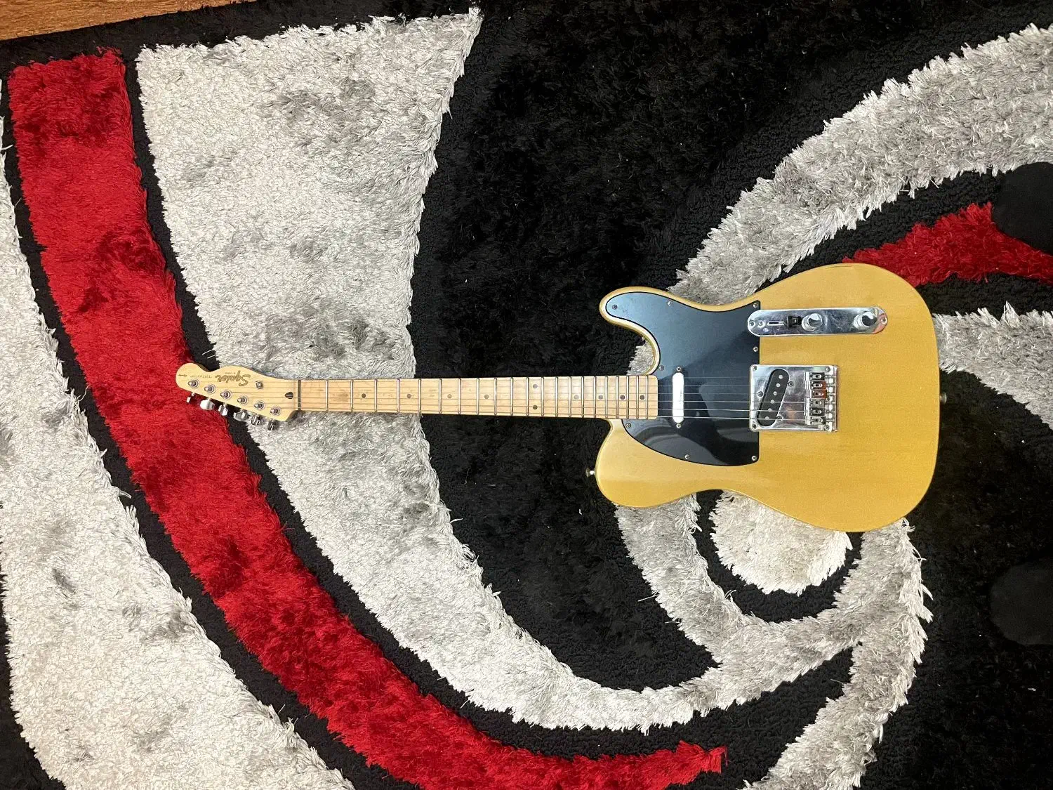 گیتار الکتریک Telecaster|گیتار، بیس، امپلیفایر|رشت, نیکمرام|دیوار