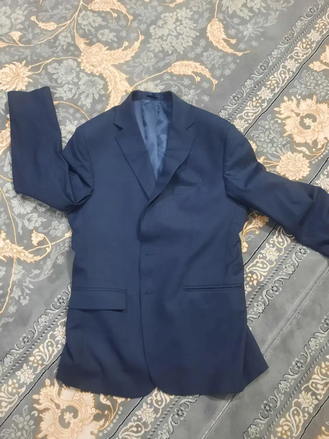 کت وشلوار|لباس|کاشان, خزاق|دیوار