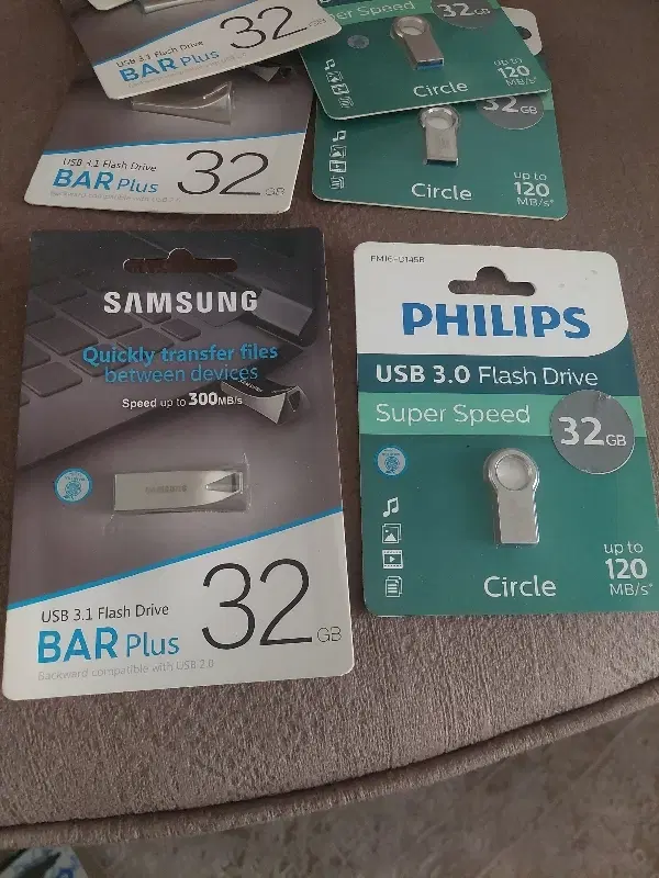 USB فلش 16 ۳۲ گیگ|قطعات و لوازم جانبی رایانه|تهران, شهرک دریا|دیوار