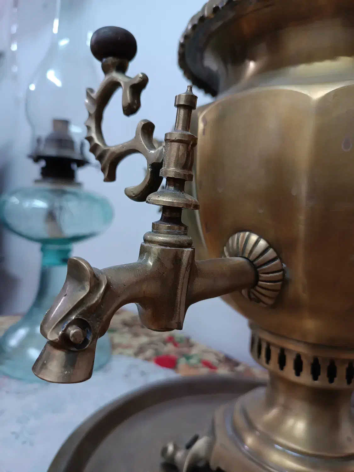 سماور برنجی مهردار|کلکسیون اشیاء عتیقه|کاشان, الغدیر|دیوار