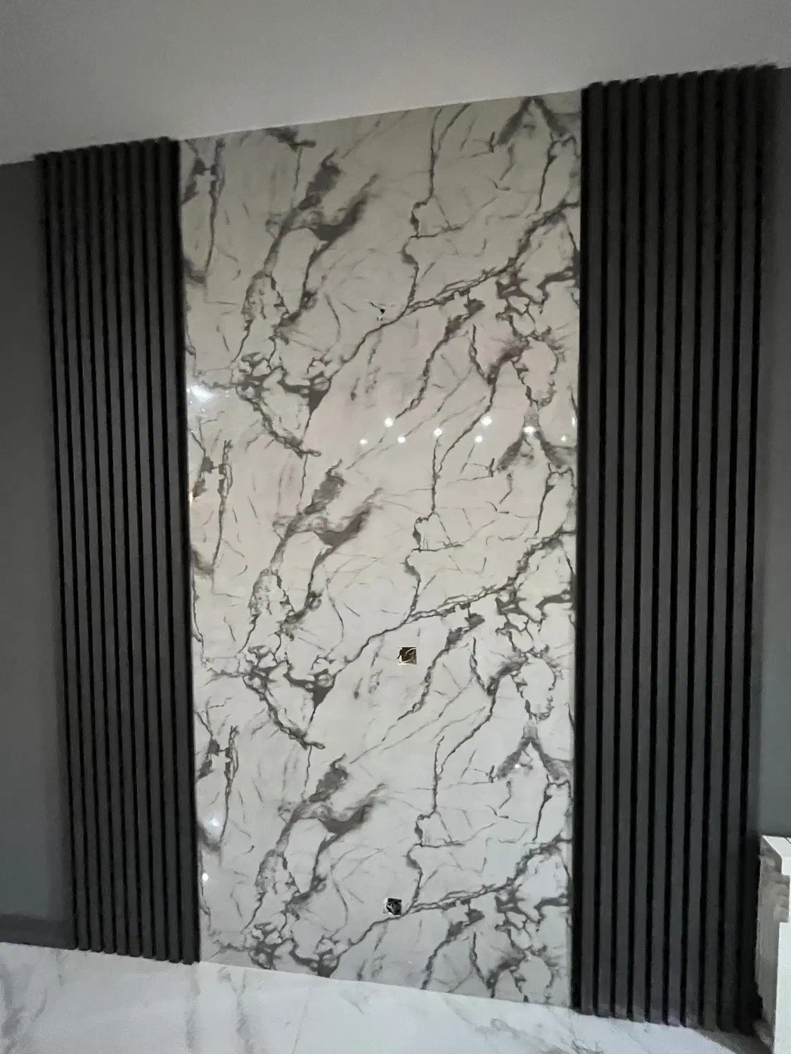 نصب و نصاب قرنیز،ترمموال،کفپوش،پارکت،قاب بندی|خدمات پیشه و مهارت|کرج, گوهردشت|دیوار