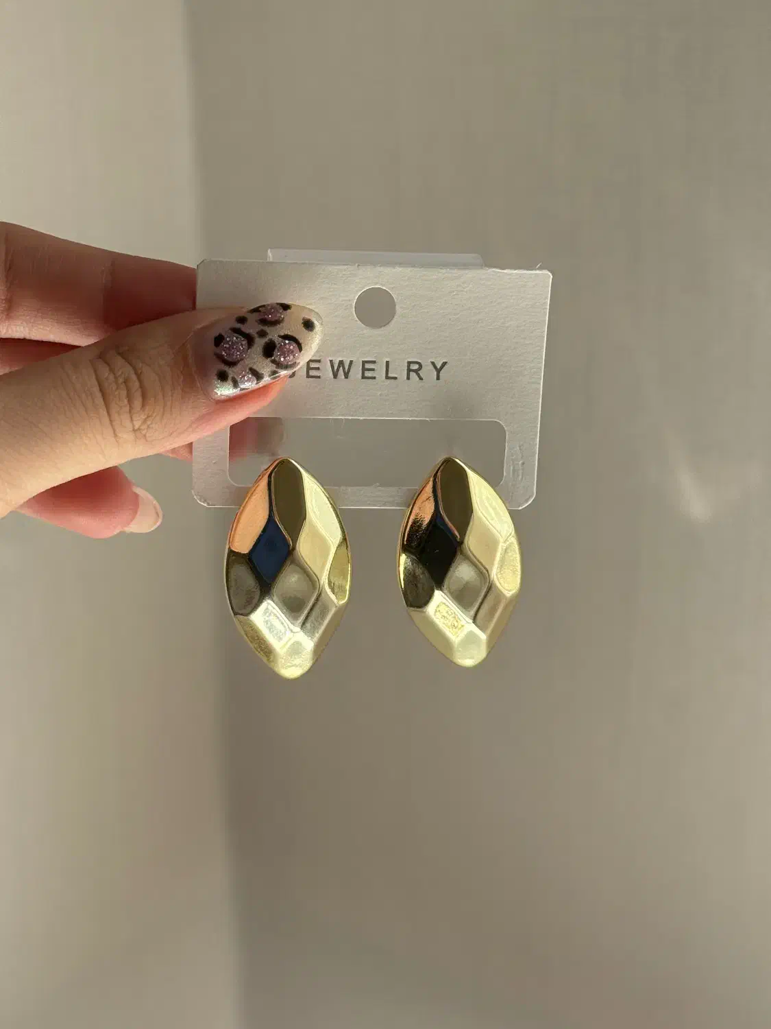 گوشواره های رنگ ثابت|بدلیجات|تبریز, |دیوار