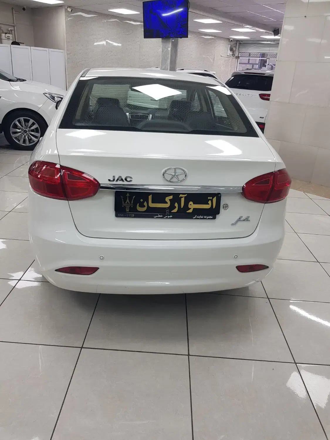 جک j4 استثنایی بدون رنگ 403|خودرو سواری و وانت|زنجان, |دیوار