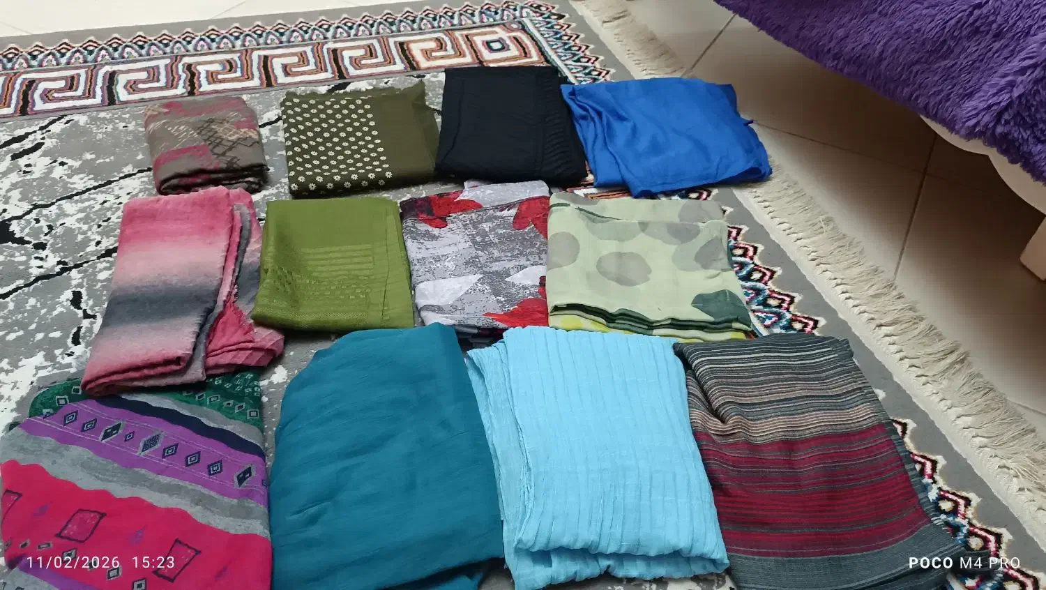 ۱۲عددشال|لباس|رشت, گلباغ نماز|دیوار