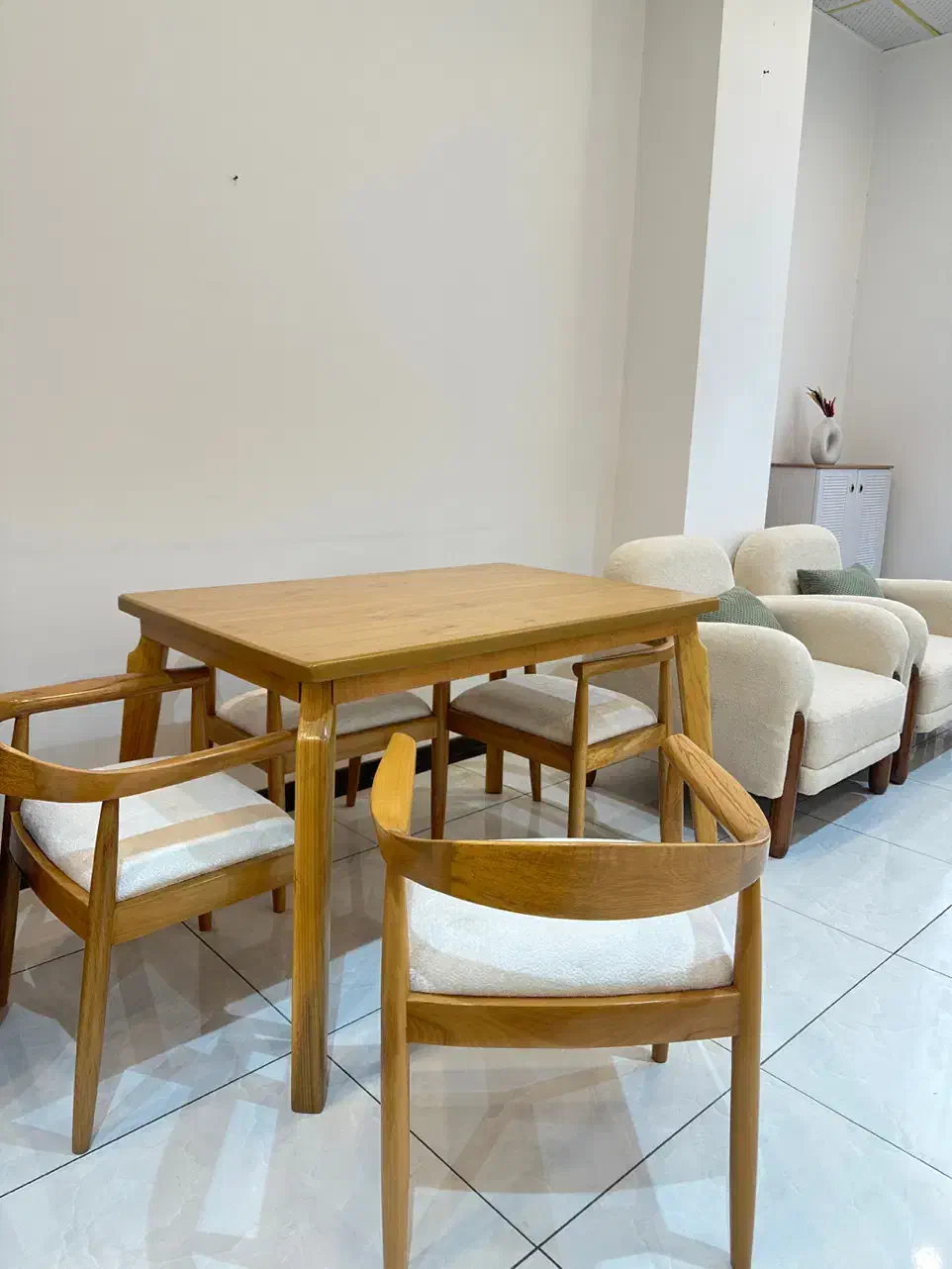 میز و صندلی غذاخوری کد ۲۰۱۱ ـ سرای شاهکار|میز و صندلی غذاخوری|یزد, |دیوار