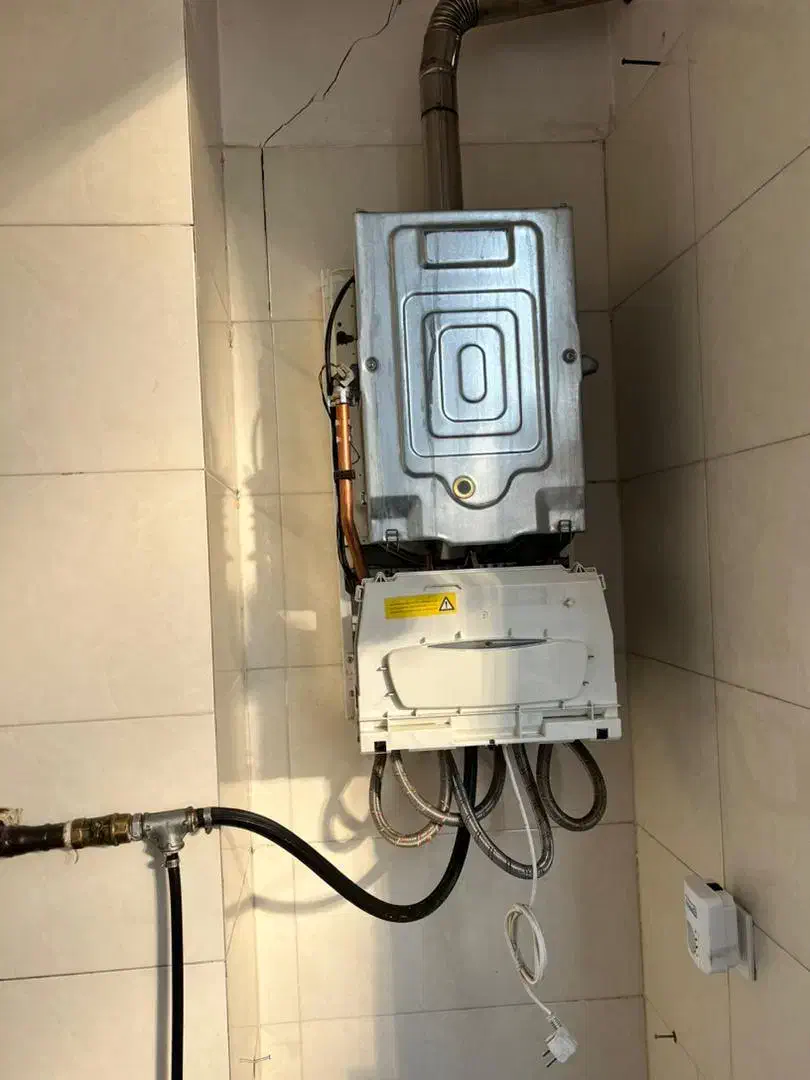 تعمیر پکیج وآبگرمکن و شوفاژ دیواری|خدمات پیشه و مهارت|شهریار, شهرک امیریه|دیوار