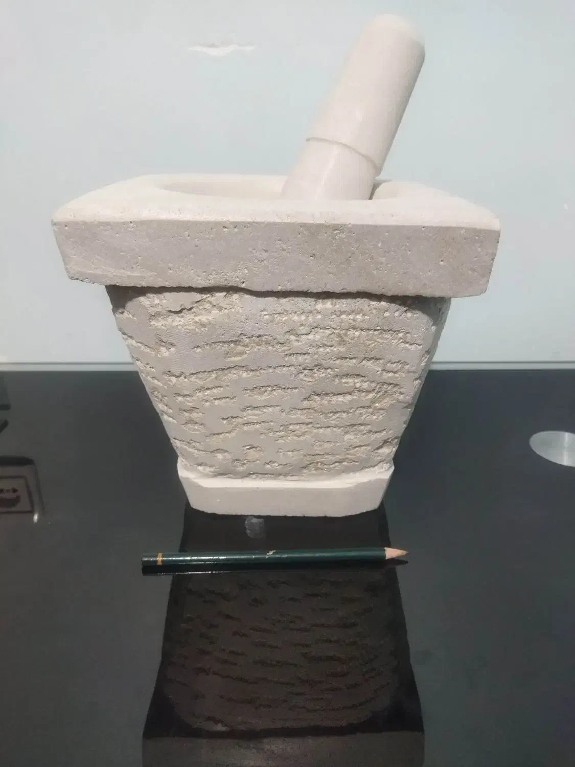 هاون جوغن آسک سنگی دست ساز|کلکسیون اشیاء عتیقه|شیراز, شهرک کوثر|دیوار