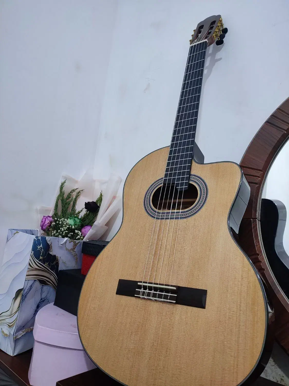 گیتار|گیتار، بیس، امپلیفایر|مشگین شهر, |دیوار