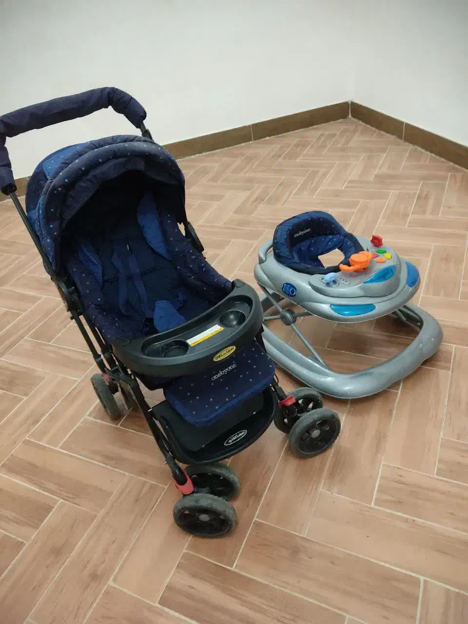 سرویس کودک برند دلیجان|کالسکه و لوازم جانبی|گنبد کاووس, |دیوار