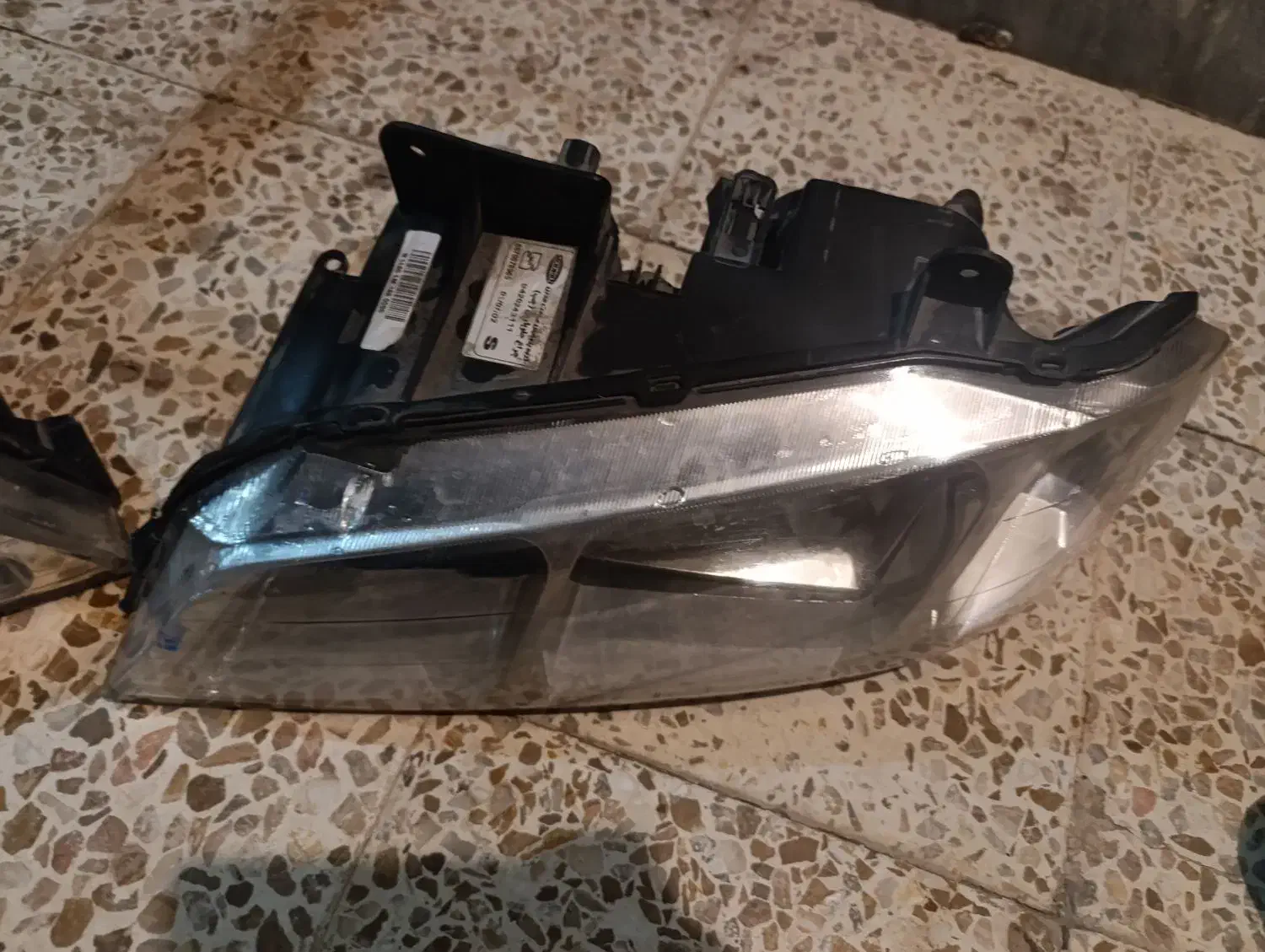 چراغ پژو پارس|قطعات یدکی و لوازم جانبی|اهواز, دغاغله|دیوار