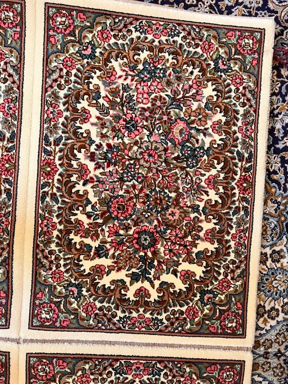 روکش مبل قالی الماس|مبلمان خانگی و میز عسلی|جیرفت, |دیوار