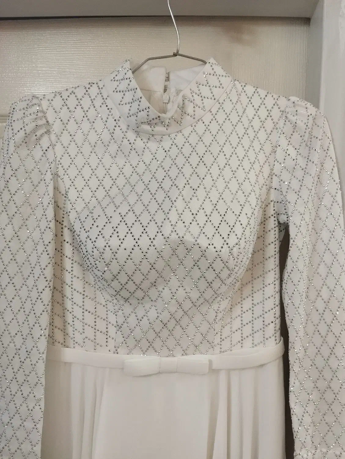 لباس  نامزدی|لباس|سبزوار, قصبه شرقی|دیوار